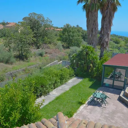 La Fagianaia Bed & Breakfast Viagrande